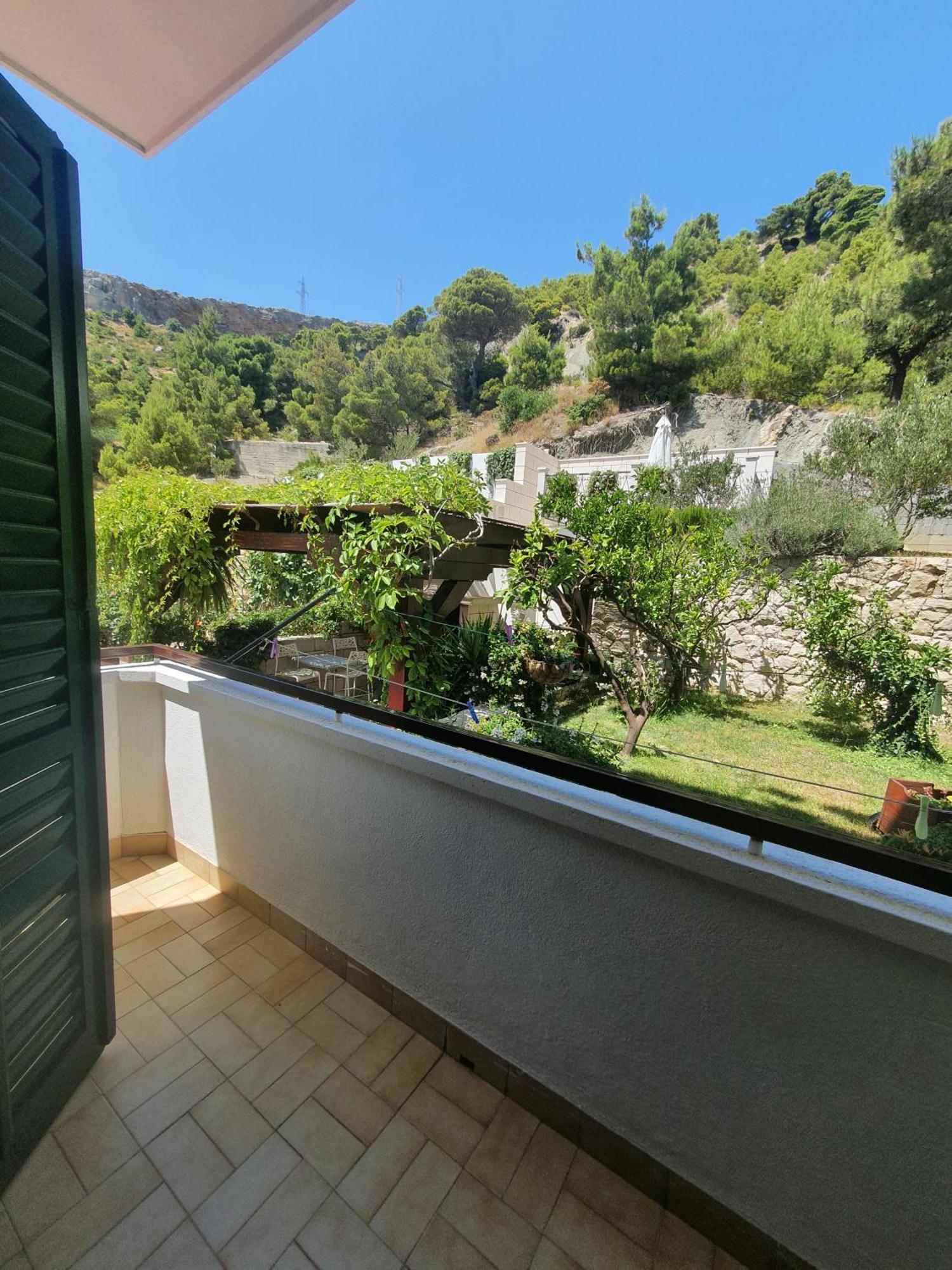 Apartments Karlo Omiš Pokoj fotografie